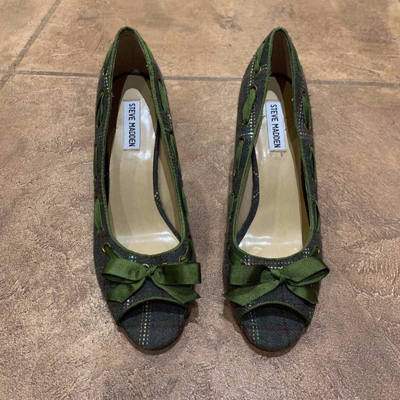 Steve Madden Shoes - Steve Madden womens heels shoes stilettos  open 10